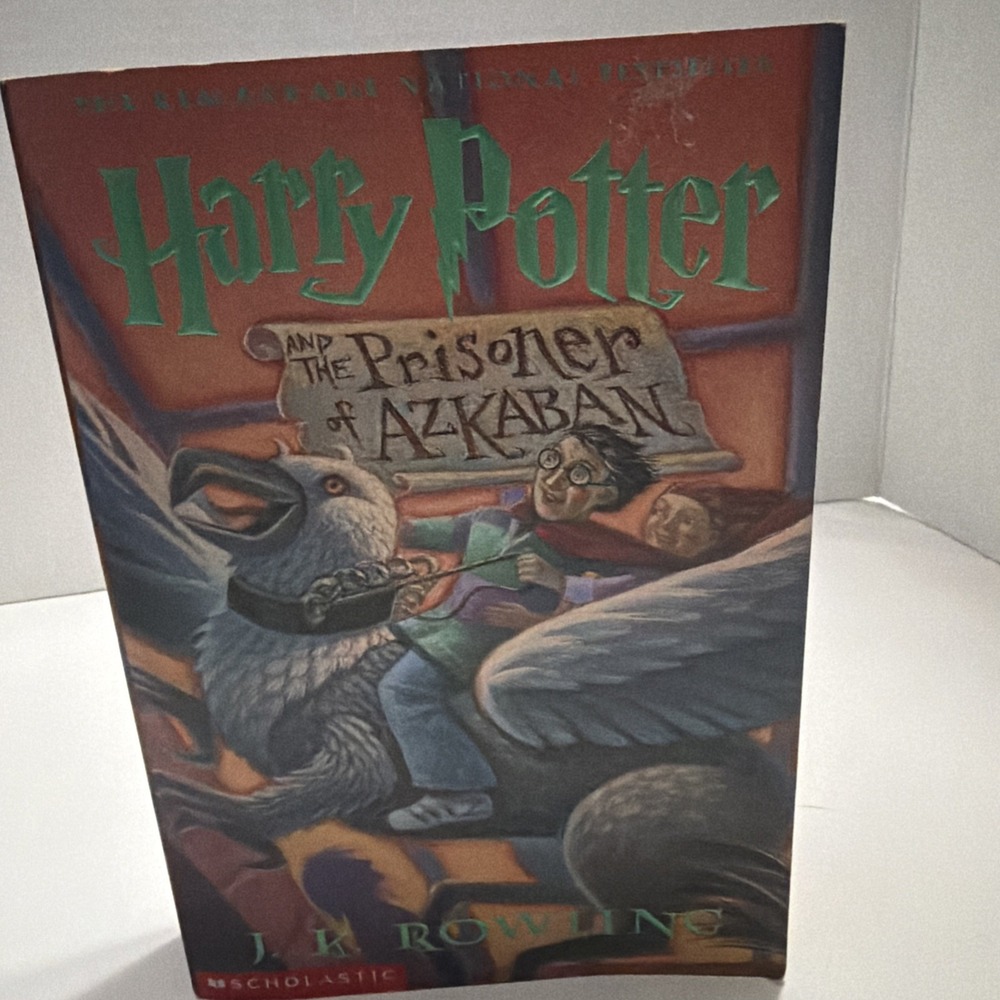 Harry Potter and the Prisoner of Azkaban J.K. Rowling Scholastic Paperback Book